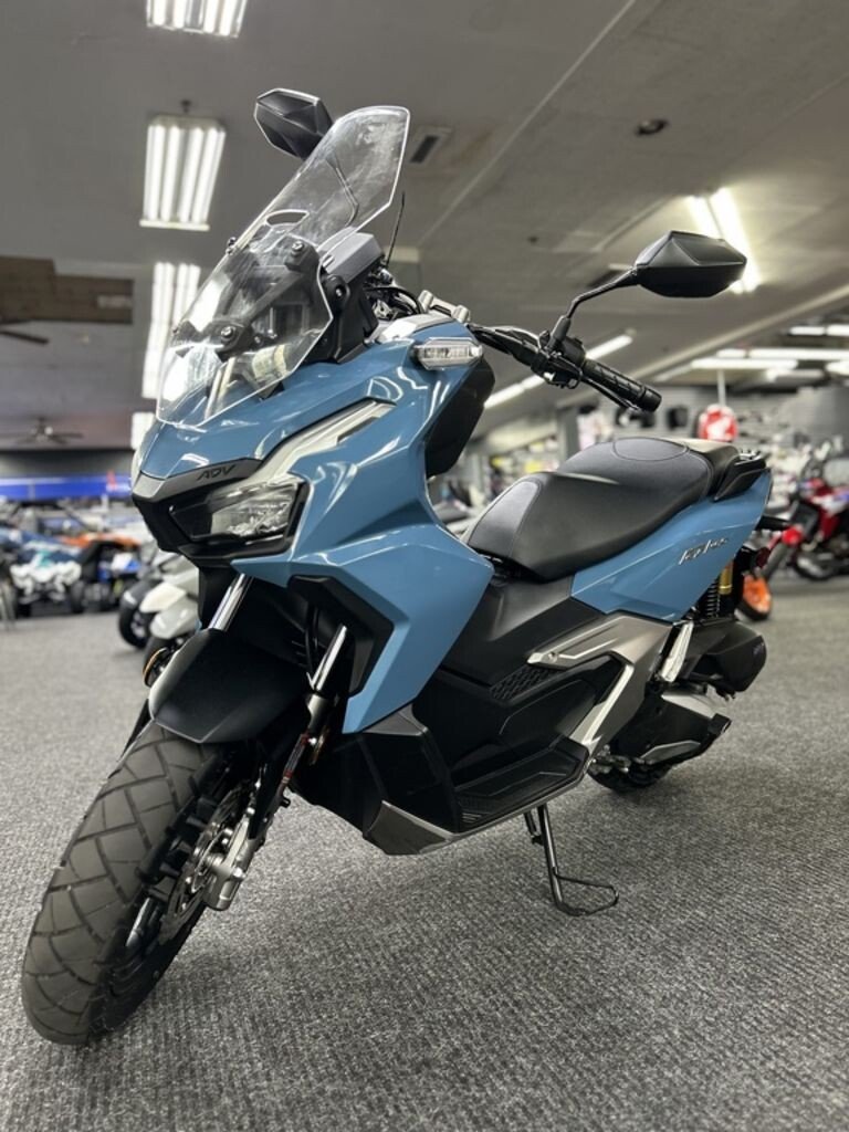 2025 Honda ADV160