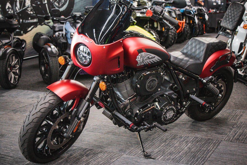 2024 Indian Sport Chief Dark Horse w/ABS