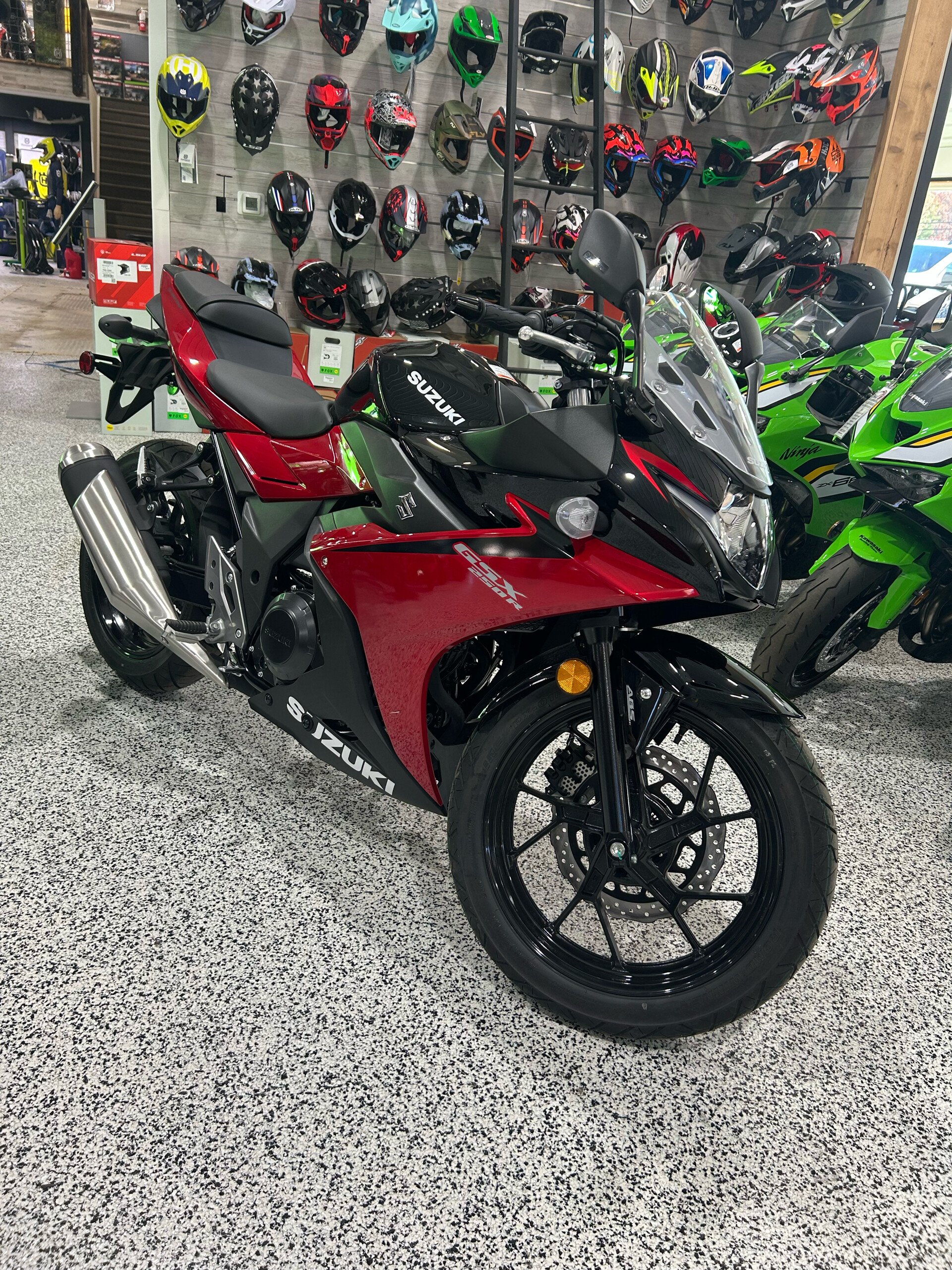 New 2025 Suzuki GSX250R