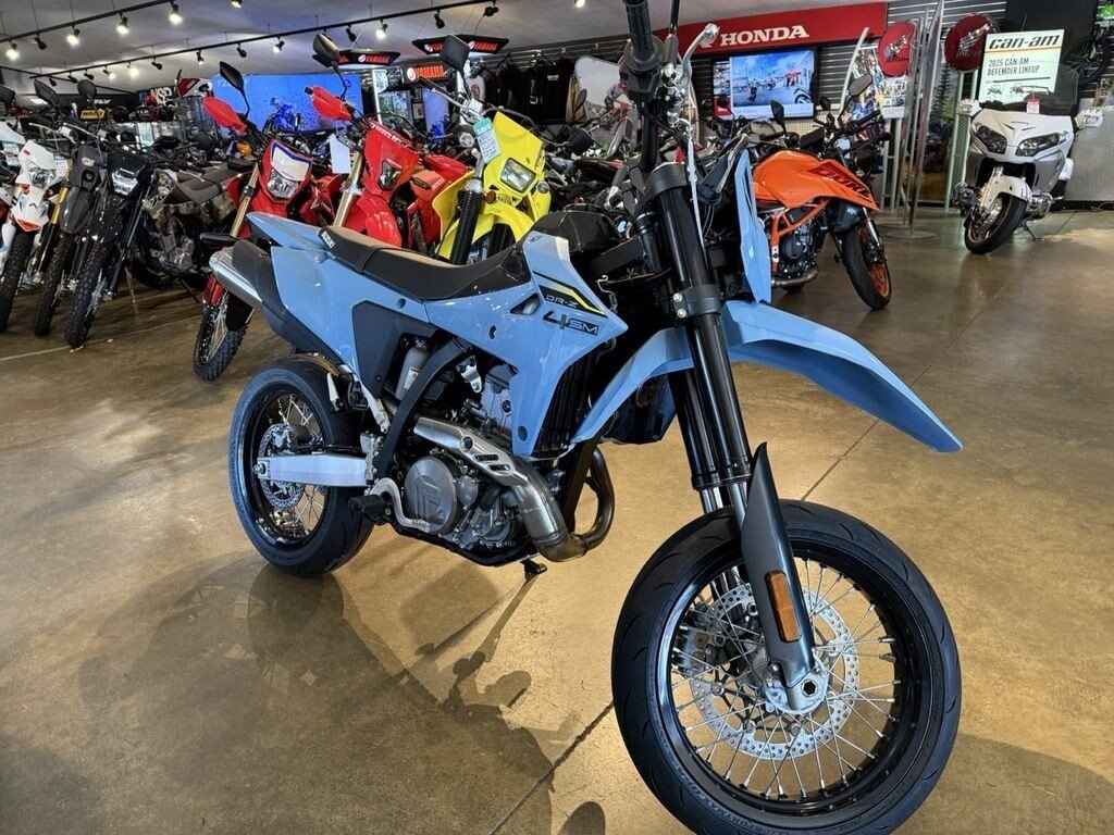 New 2025 Suzuki DR-Z4SM