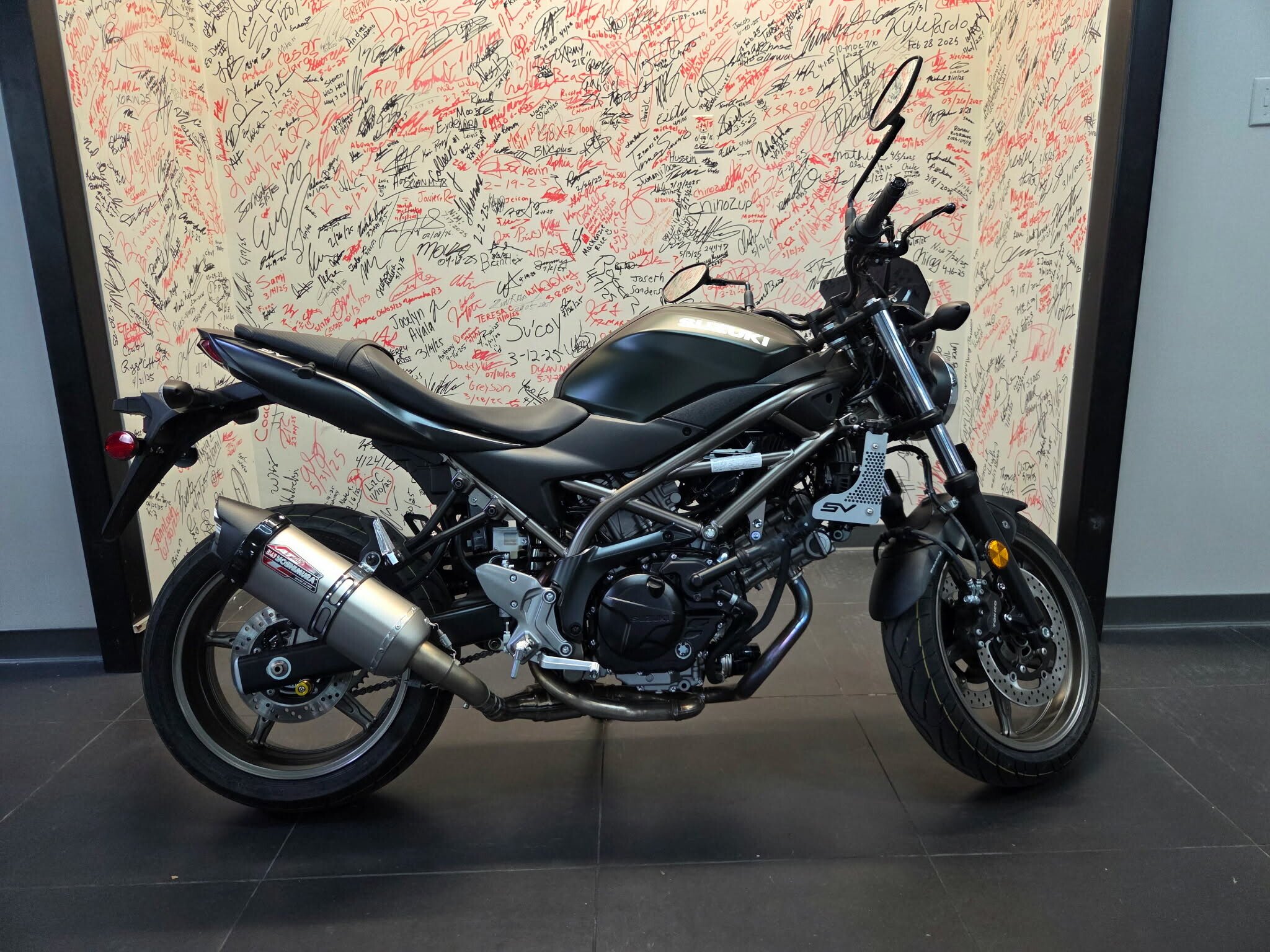 2025 Suzuki SV650 ABS