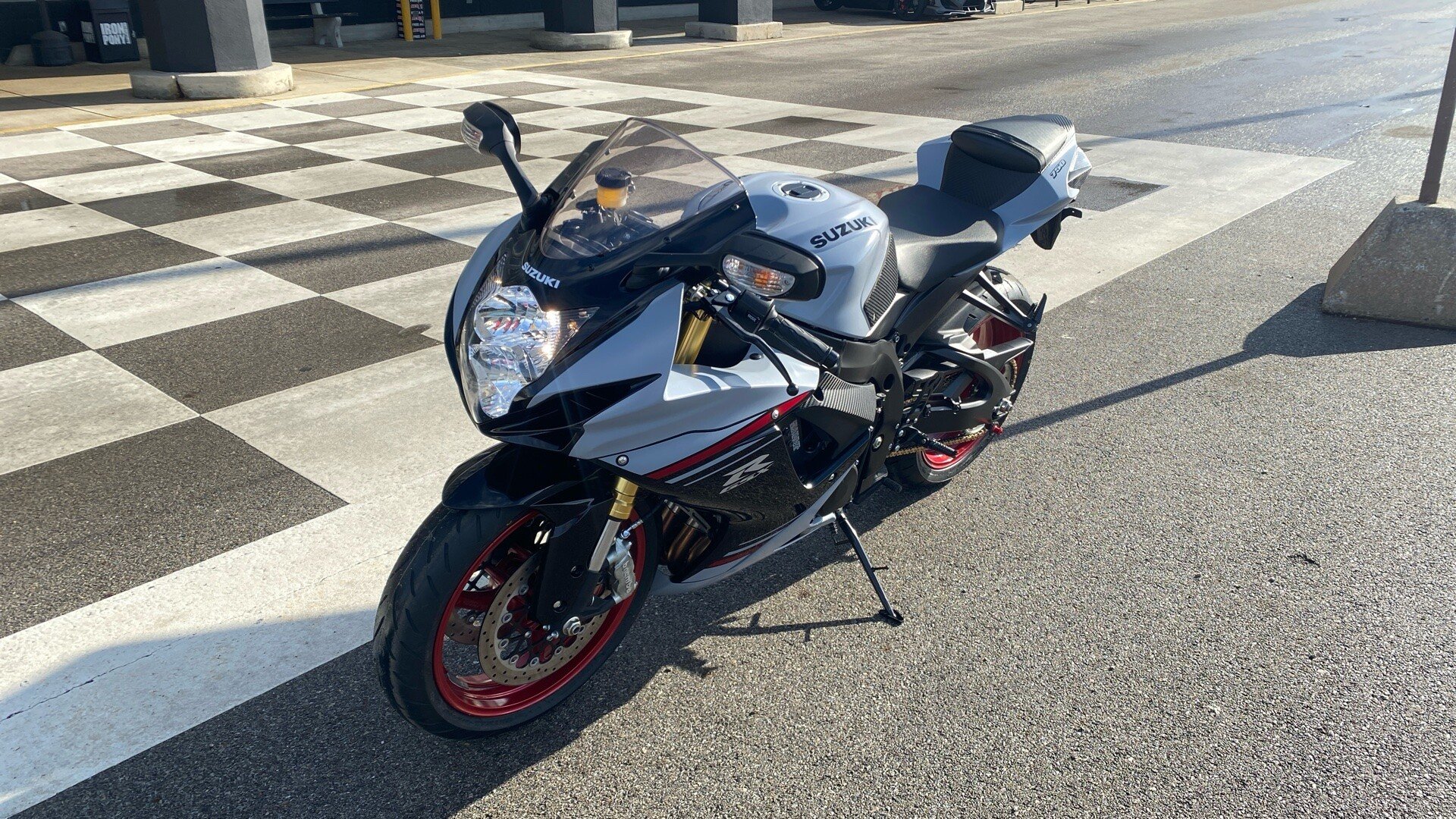 2023 Suzuki GSX-R750