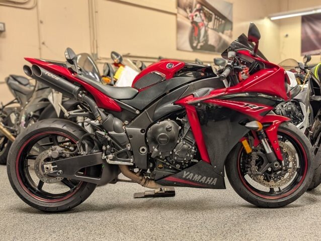 2013 Yamaha YZF-R1