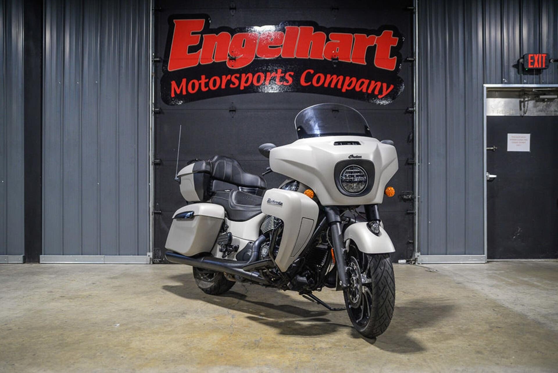 2023 Indian Roadmaster Dark Horse