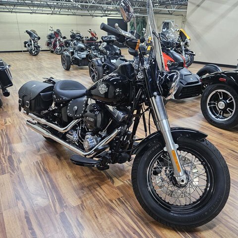 2017 Harley-Davidson Softail Slim