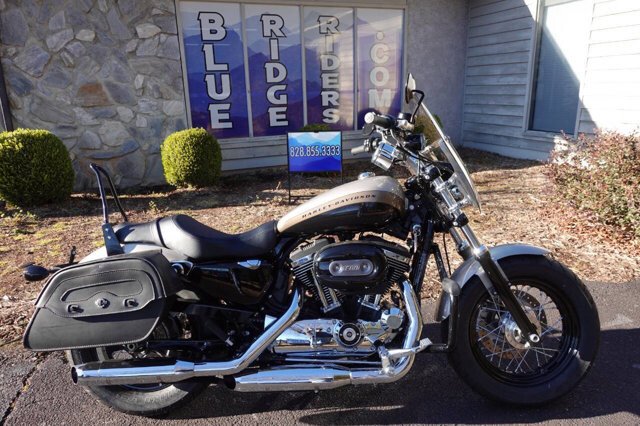 2018 Harley-Davidson Sportster 1200 Custom