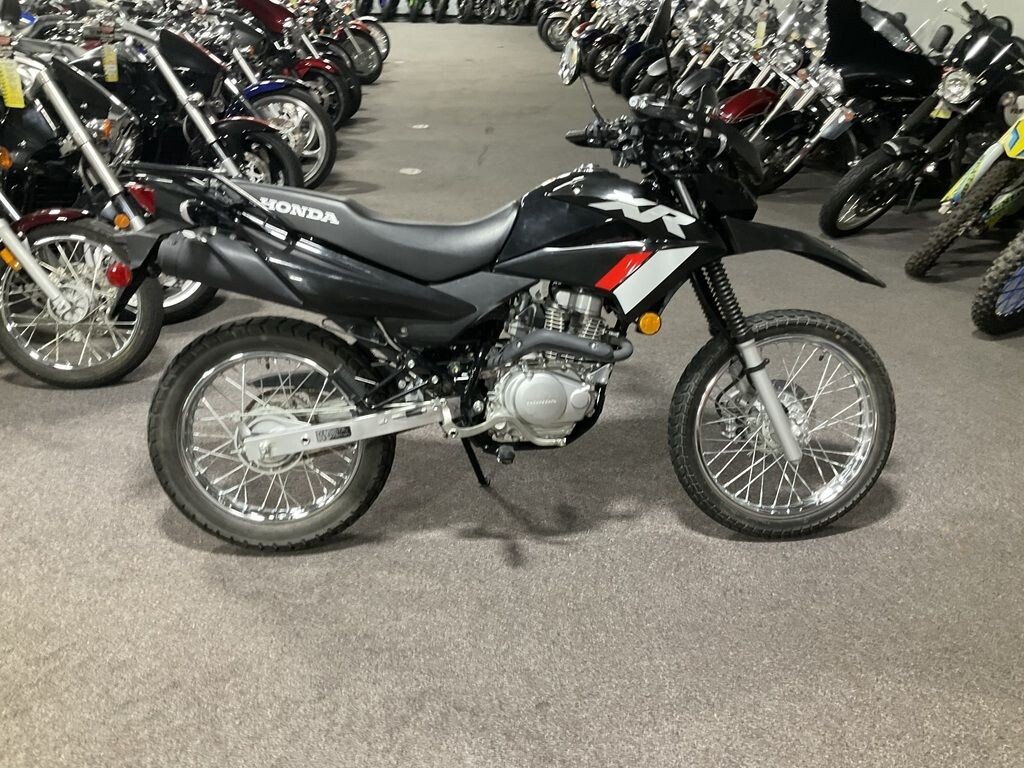 2023 Honda XR150L