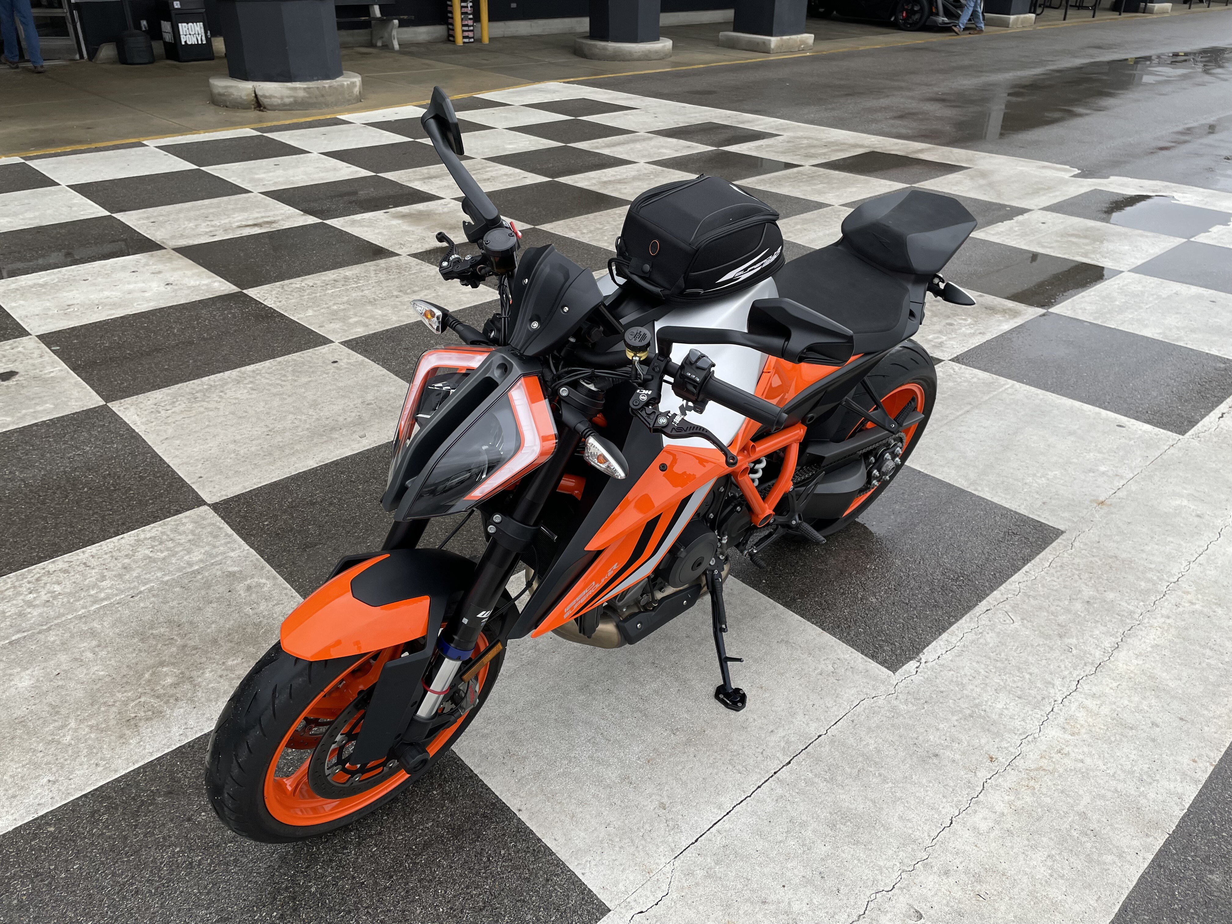 2023 KTM 1290 Super Duke R