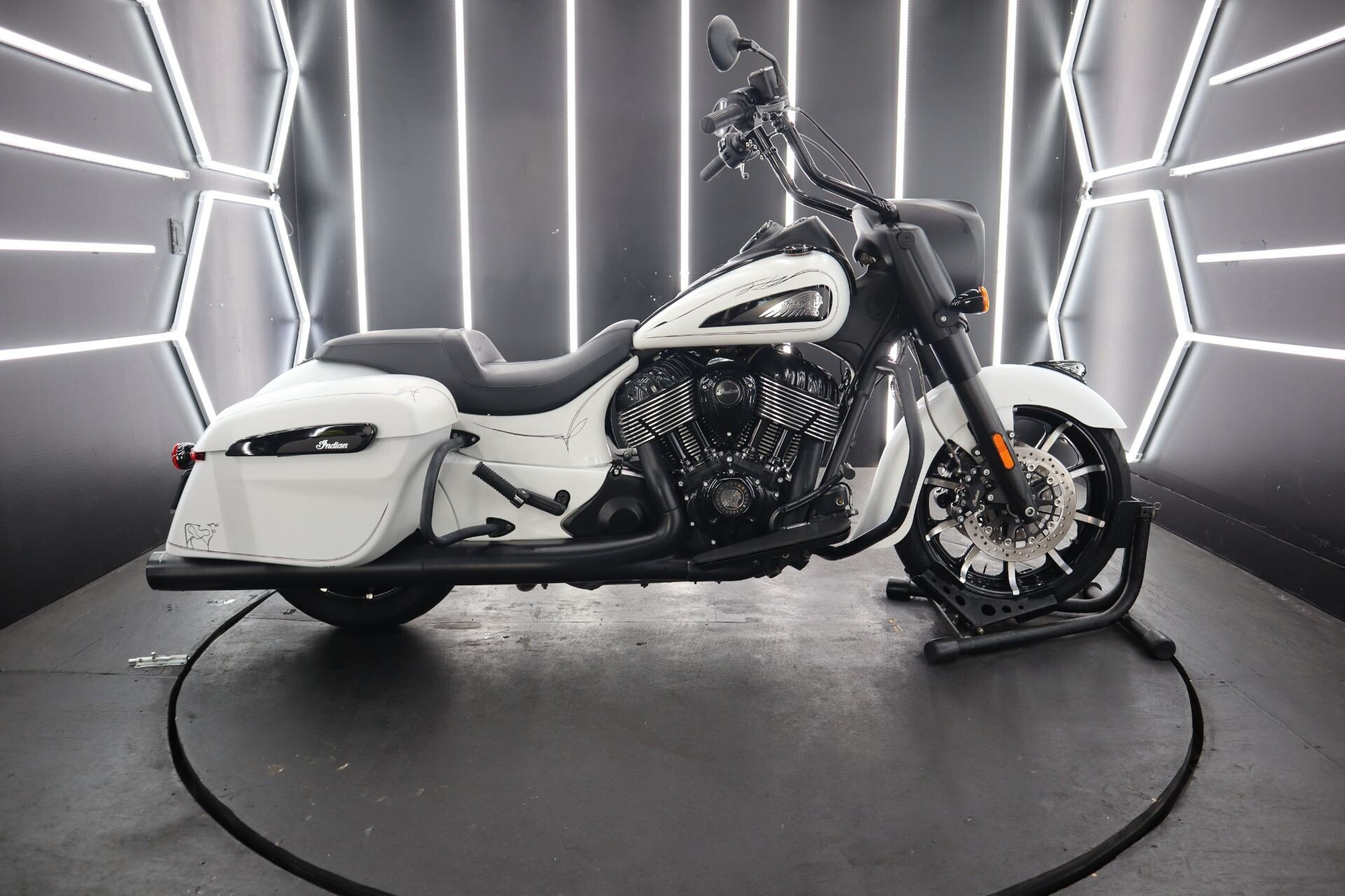 2020 Indian Springfield Dark Horse
