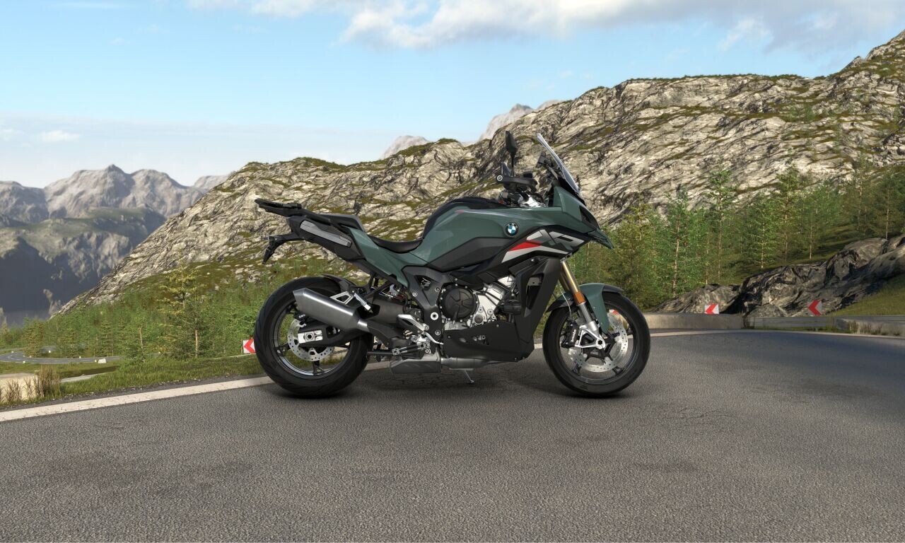 New 2026 BMW S1000XR