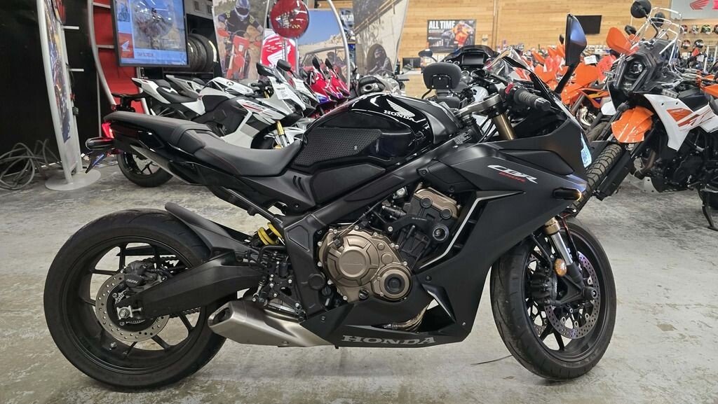 2021 Honda CBR650R