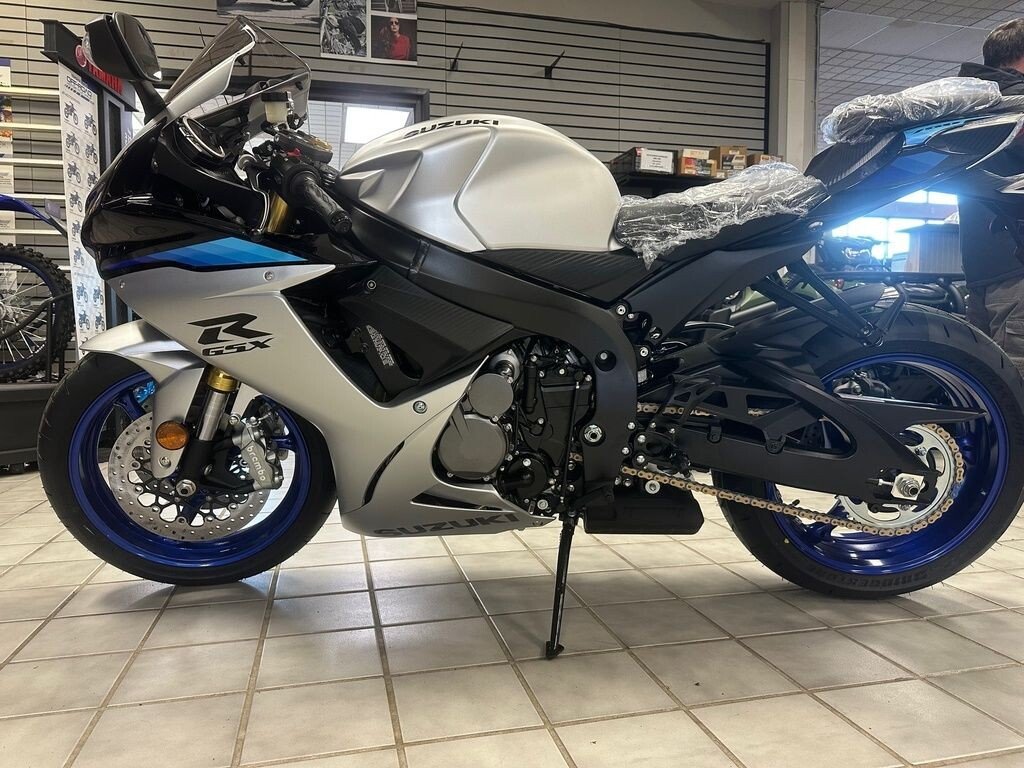 New 2026 Suzuki GSX-R750