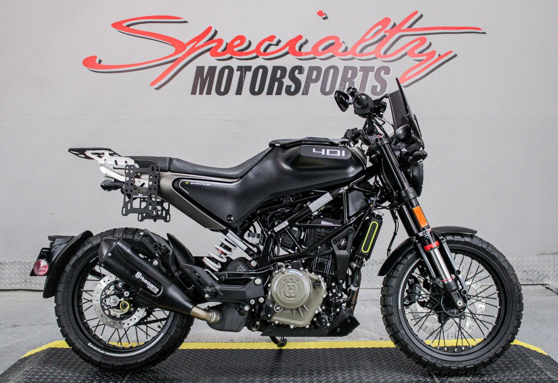 2022 Husqvarna Svartpilen