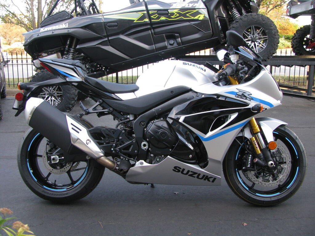 New 2025 Suzuki GSX-R1000