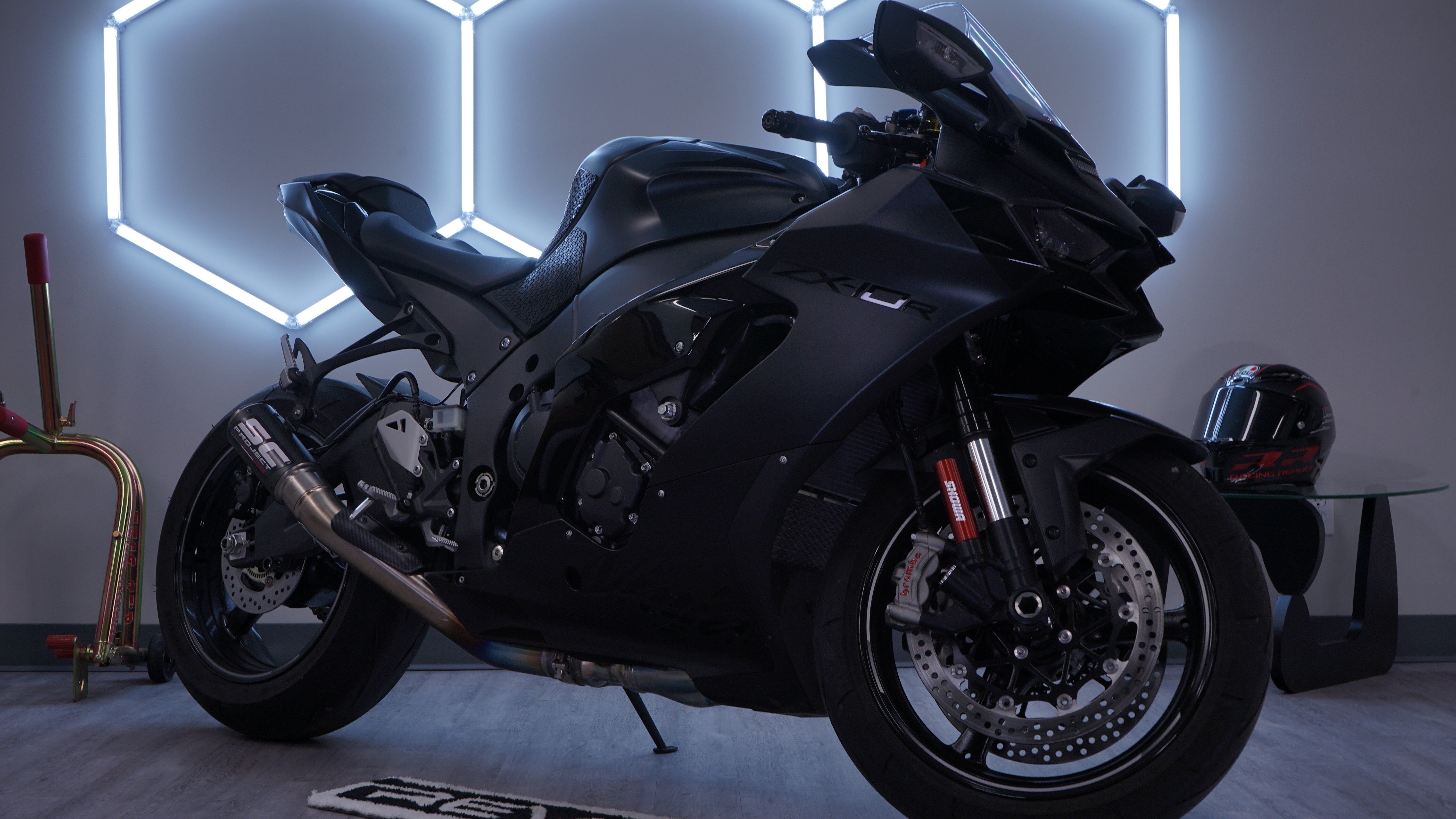 2025 Kawasaki Ninja ZX-10R Base