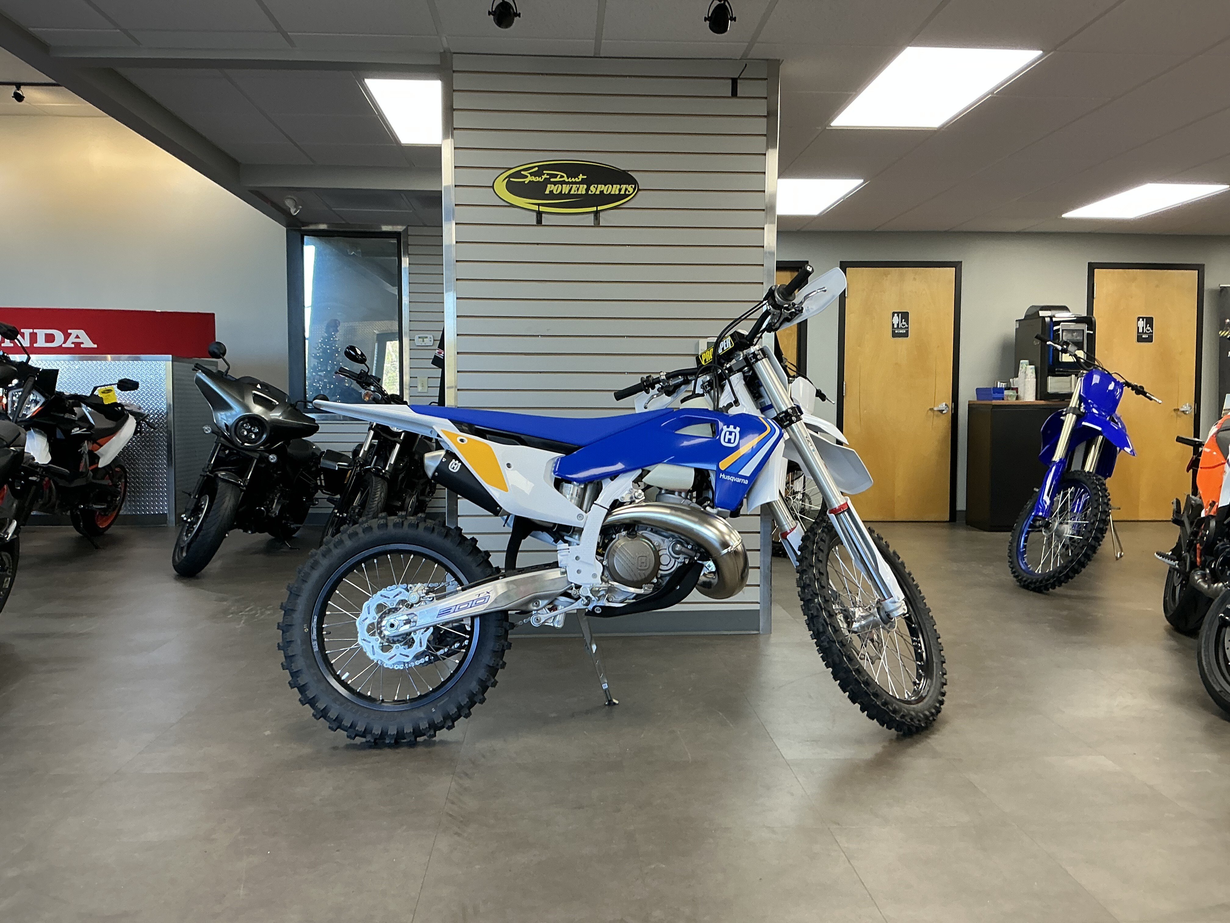 New 2025 Husqvarna TX300