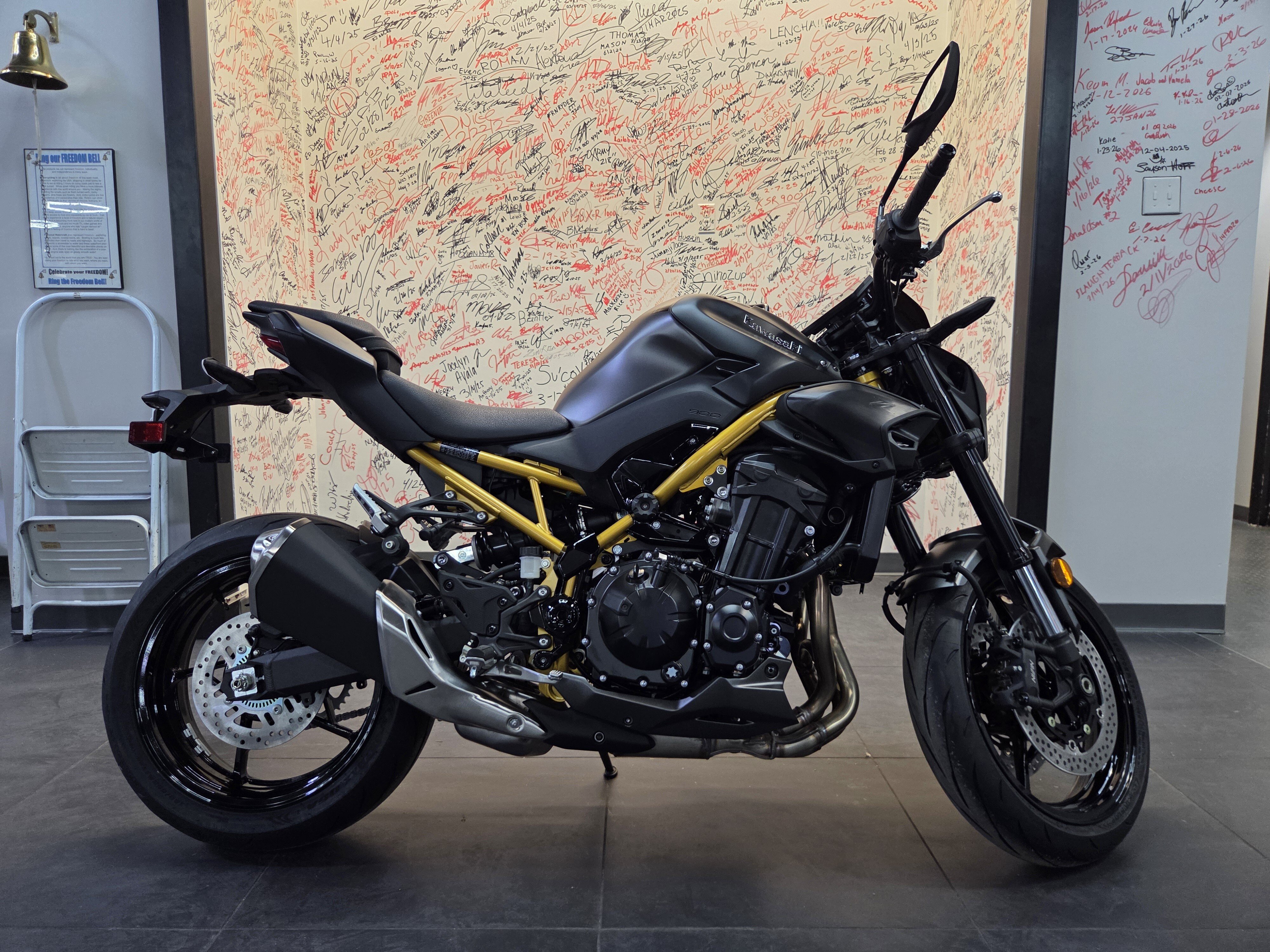 New 2026 Kawasaki Z900 RS ABS