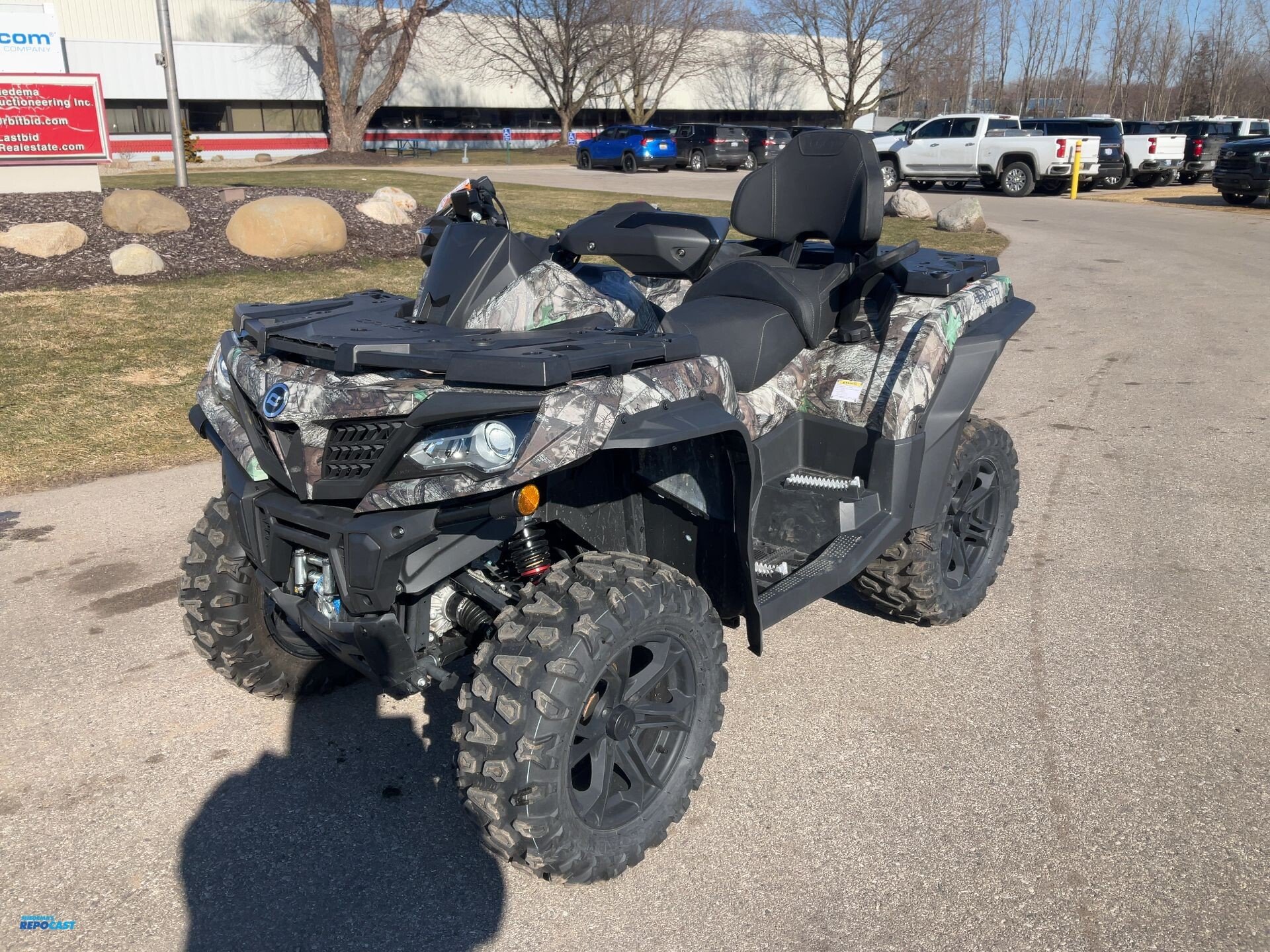 2023 CFMoto CForce 800 XC