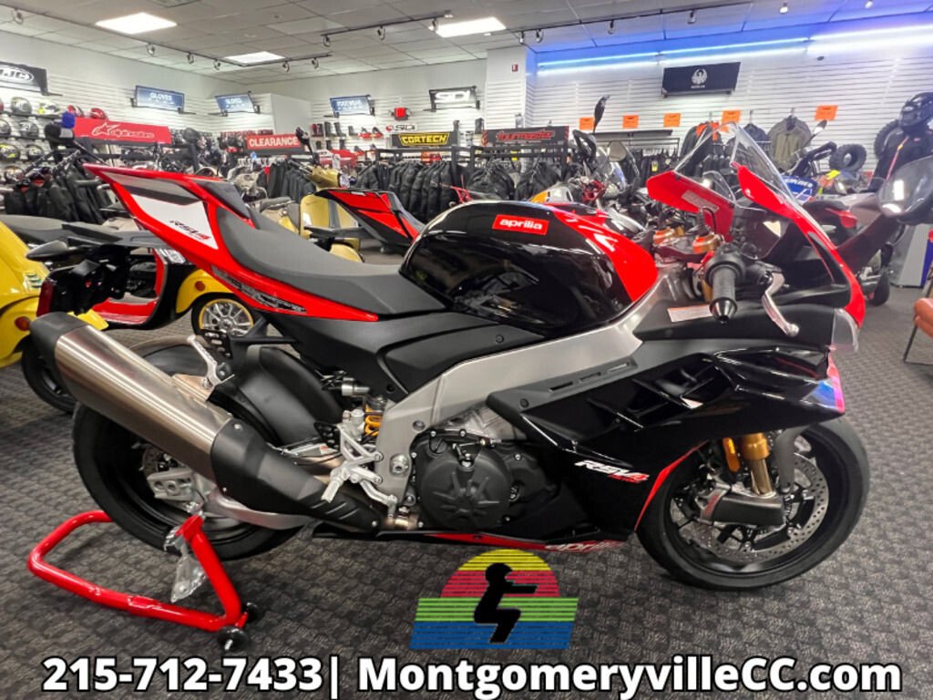 New 2024 Aprilia RSV4 Factory
