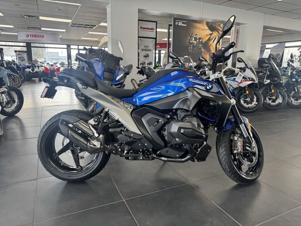 New 2026 BMW R1300R