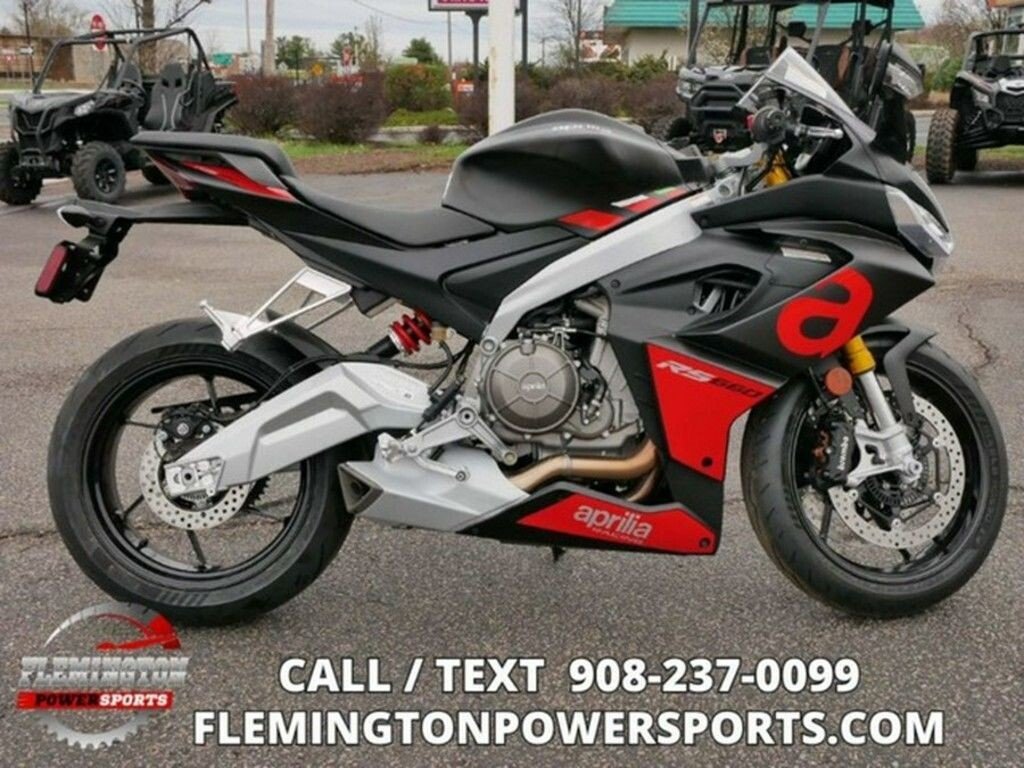 New 2025 Aprilia RS 660