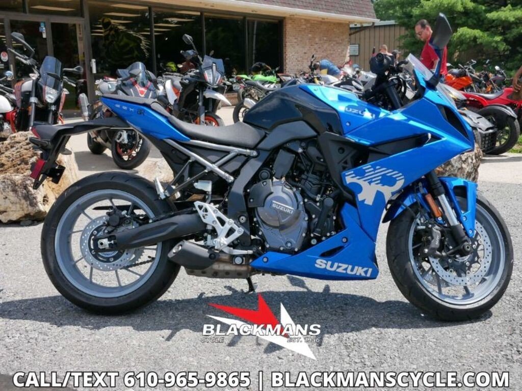 New 2025 Suzuki GSX-8R