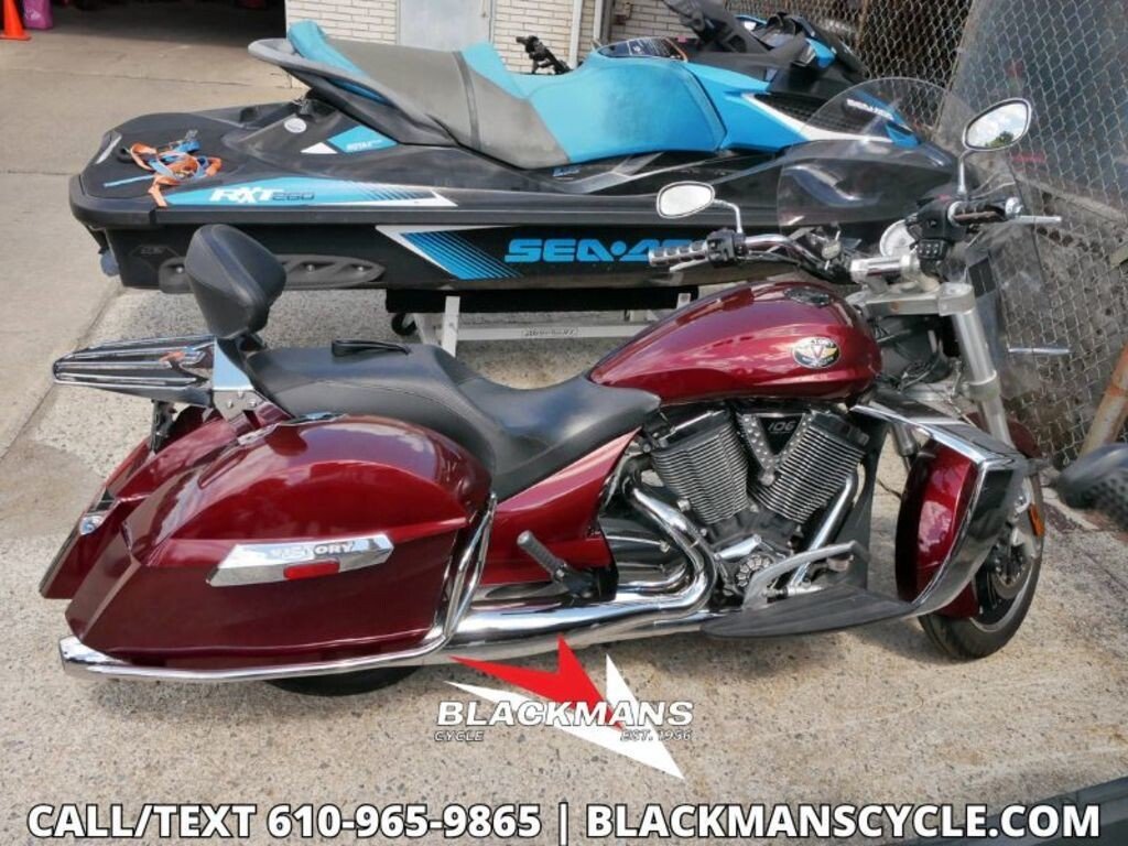 2011 Victory Cross Roads CORE Custom